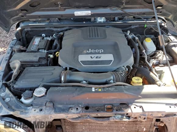 ✅ 2017 Jeep Wrangler Sport • VIN: 1C4AJWAG9HL729625 • Лот: 84612605. Опубликован ранее на Copart с пробегом 90 361 миль. Бесплатный доступ к архиву аукционных продаж из США и подробный отчёт об истории автомобиля на DreamBid. Изображение 11.