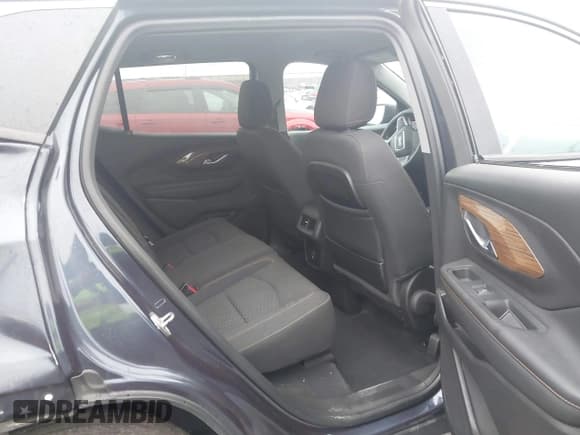 ✅ 2018 GMC Terrain SLE • VIN: 3GKALMEV9JL301592 • Lot: 43717089. Listed on IAAI with 72,206 mi. Free auction sales archive from the USA and detailed vehicle history report at DreamBid. Image 8.