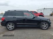 ✅ 2015 Mercedes-Benz GLK 350 • VIN: WDCGG8JB8FG345909 • Lot: 43587108. Wystawiony na IAAI z przebiegiem 141 282 mil. Bezpłatny archiwum sprzedaży aukcyjnych z USA i szczegółowy raport historii pojazdu na DreamBid. Zdjęcie 13.