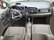 ✅ 2012 Honda Insight EX • VIN: JHMZE2H73CS004086 • Лот: 77043254. Опубликован ранее на Copart с пробегом 188 684 миль. Бесплатный доступ к архиву аукционных продаж из США и подробный отчёт об истории автомобиля на DreamBid. Изображение 8.