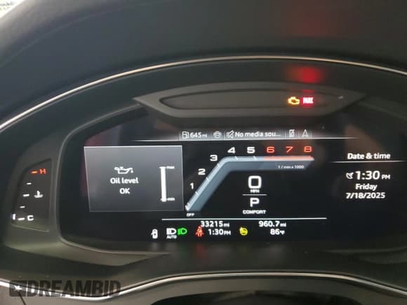 ✅ 2024 Audi A6 Premium Plus • VIN: WAUL2BF27RN007973 • Lot: 65246845. Wystawiony na Copart z przebiegiem 33 215 mil. Bezpłatny archiwum sprzedaży aukcyjnych z USA i szczegółowy raport historii pojazdu na DreamBid. Zdjęcie 9.