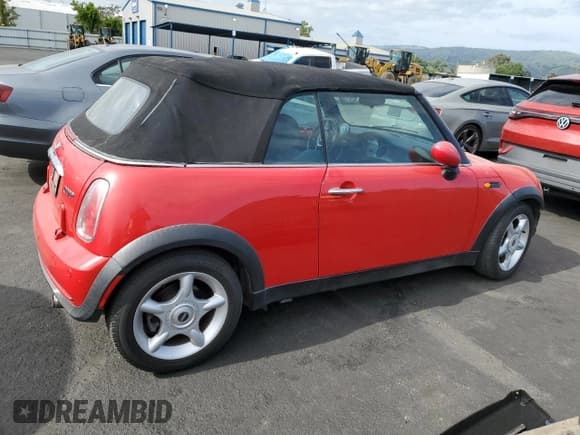 ✅ 2008 MINI Convertible • VIN: WMWRF33558TG18147 • Lot: 53547385. Listed on Copart with 131,458 mi. Free auction sales archive from the USA and detailed vehicle history report at DreamBid. Image 3.