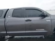 ✅ 2019 Toyota Tundra SR5 • VIN: 5TFUW5F17KX789934 • Lot: 41740856. Wystawiony na IAAI z przebiegiem 91 506 mil. Bezpłatny archiwum sprzedaży aukcyjnych z USA i szczegółowy raport historii pojazdu na DreamBid. Zdjęcie 14.