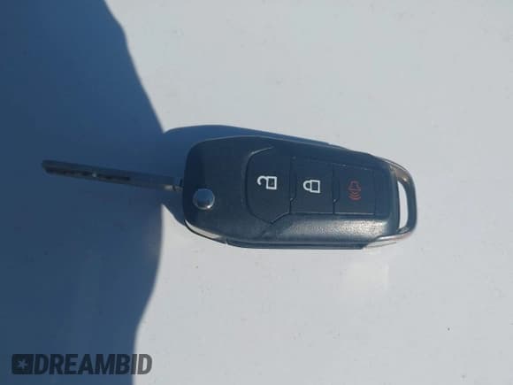 ✅ 2015 Ford F-150 XLT • VIN: 1FTEW1EF0FKE47853 • Лот: 43686913. Опубликован ранее на IAAI с пробегом 241 856 миль. Бесплатный доступ к архиву аукционных продаж из США и подробный отчёт об истории автомобиля на DreamBid. Изображение 11.