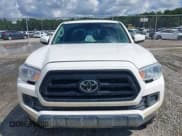 ✅ 2021 Toyota Tacoma SR • VIN: 3TYAX5GN7MT033552 • Lot: 43068415. Wystawiony na IAAI z przebiegiem 83 512 mil. Bezpłatny archiwum sprzedaży aukcyjnych z USA i szczegółowy raport historii pojazdu na DreamBid. Zdjęcie 12.