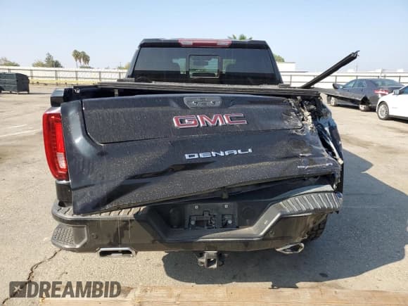 ✅ 2022 GMC Sierra 1500 Denali • VIN: 3GTU9FED2NG178131 • Лот: 90259805. Опубликован ранее на Copart с пробегом 60 303 миль. Бесплатный доступ к архиву аукционных продаж из США и подробный отчёт об истории автомобиля на DreamBid. Изображение 6.