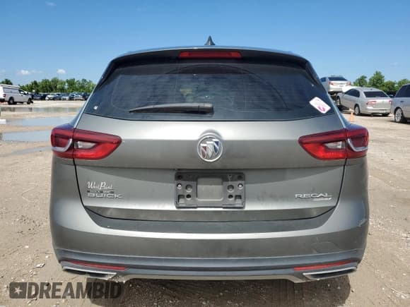 ✅ 2018 Buick Regal Preferred • VIN: W04GU8SX4J1143485 • Lot: 56177005. Wystawiony na Copart z przebiegiem 110 322 mil. Bezpłatny archiwum sprzedaży aukcyjnych z USA i szczegółowy raport historii pojazdu na DreamBid. Zdjęcie 6.