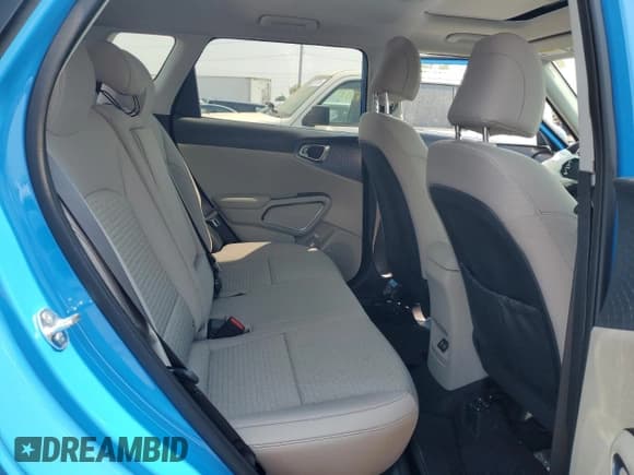 ✅ 2025 Kia Soul EX • VIN: KNDJ33AU1S7259427 • Lot: 66819385. Wystawiony na Copart z przebiegiem 5 385 mil. Bezpłatny archiwum sprzedaży aukcyjnych z USA i szczegółowy raport historii pojazdu na DreamBid. Zdjęcie 11.