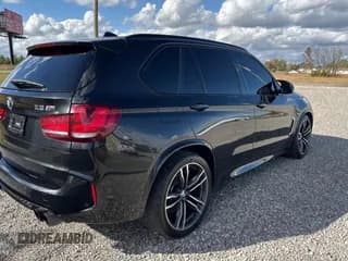 ✅ 2016 BMW X5 M • VIN: 5YMKT6C57G0R78488 • Лот: 79718434. Опубликован ранее на Copart с пробегом 107 510 миль. Бесплатный доступ к архиву аукционных продаж из США и подробный отчёт об истории автомобиля на DreamBid. Изображение 4.