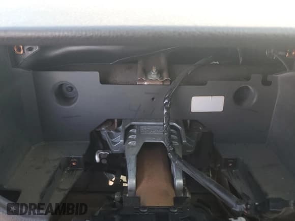 ✅ 2008 Ford Mustang GT Deluxe • VIN: 1ZVHT85H485192395 • Lot: 81083065. Listed on Copart with Not provided. Free auction sales archive from the USA and detailed vehicle history report at DreamBid. Image 9.