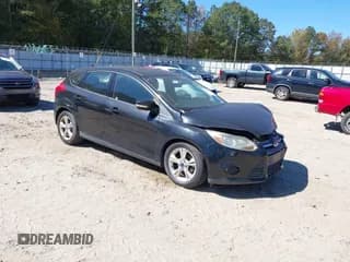 ✅ 2013 Ford Focus SE • VIN: 1FADP3K28DL330685 • Лот: 43447954. Опубликован ранее на IAAI с пробегом 129 332 миль. Бесплатный доступ к архиву аукционных продаж из США и подробный отчёт об истории автомобиля на DreamBid. Изображение 1.