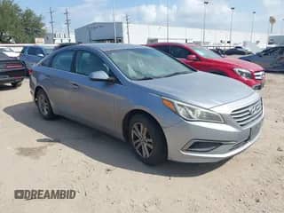 2016 Hyundai Sonata SE z VIN 5NPE24AF3GH279967, wystawiony jako IAAI lot #43508472 z przebiegiem 108 886 mil mil oraz . Historia ofert i sprzedaży dostępna na DreamBid. Obrazek 1.