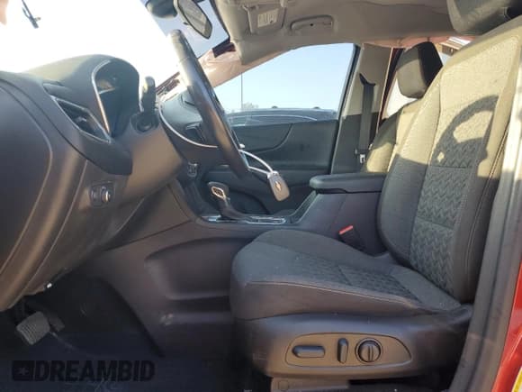 ✅ 2022 Chevrolet Equinox LT • VIN: 3GNAXUEV4NL172271 • Lot: 81906805. Wystawiony na Copart z przebiegiem 76 175 mil. Bezpłatny archiwum sprzedaży aukcyjnych z USA i szczegółowy raport historii pojazdu na DreamBid. Zdjęcie 7.