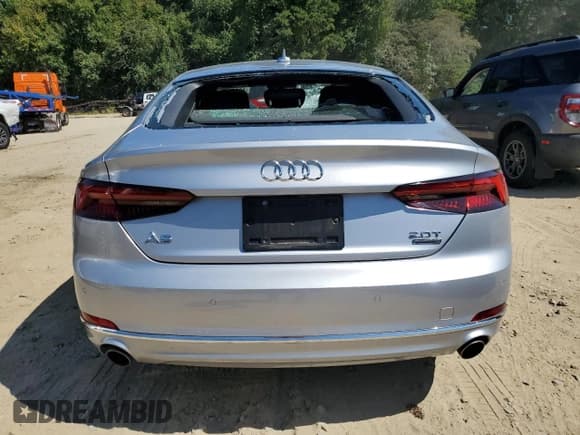 ✅ 2018 Audi A5 Sportback Premium Plus • VIN: WAUBNCF51JA027246 • Lot: 69629244. Wystawiony na Copart z przebiegiem 132 136 mil. Bezpłatny archiwum sprzedaży aukcyjnych z USA i szczegółowy raport historii pojazdu na DreamBid. Zdjęcie 6.