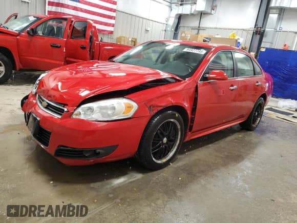 2010 Chevrolet Impala LT z VIN 2G1WB5EK5A1149837, wystawiony jako Copart lot #84927745 z przebiegiem 76 322 mil mil oraz Czysty tytuł • Clean title. Historia ofert i sprzedaży dostępna na DreamBid. Obrazek 1.
