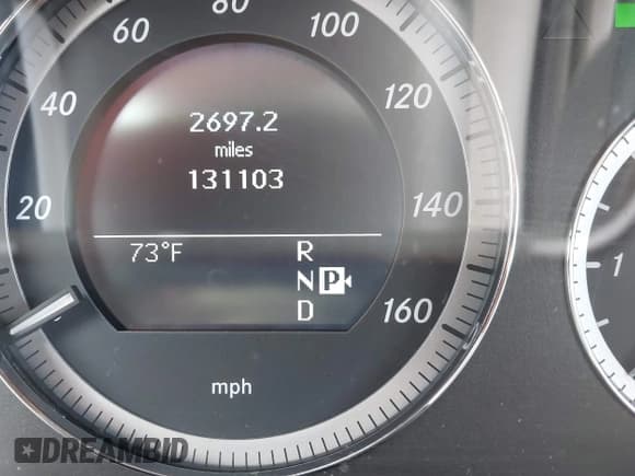 ✅ 2011 Mercedes-Benz E 350 Luxury • VIN: WDDHF2EBXBA428877 • Lot: 42138068. Listed on IAAI with 131,103 mi. Free auction sales archive from the USA and detailed vehicle history report at DreamBid. Image 7.