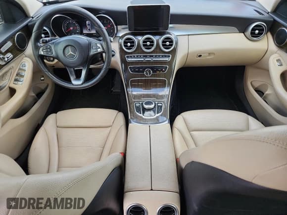 ✅ 2018 Mercedes-Benz C 300 • VIN: 55SWF4JBXJU278051 • Lot: 67998465. Listed on Copart with 117,242 mi. Free auction sales archive from the USA and detailed vehicle history report at DreamBid. Image 8.