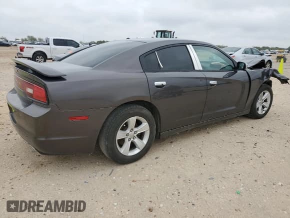 ✅ 2013 Dodge Charger SE • VIN: 2C3CDXBG8DH668509 • Lot: 90021015. Listed on Copart with 133,380 mi. Free auction sales archive from the USA and detailed vehicle history report at DreamBid. Image 3.