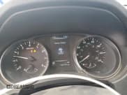 ✅ 2017 Nissan Rogue SV • VIN: KNMAT2MV1HP590595 • Lot: 90239955. Wystawiony na Copart z przebiegiem 136 194 mil. Bezpłatny archiwum sprzedaży aukcyjnych z USA i szczegółowy raport historii pojazdu na DreamBid. Zdjęcie 9.