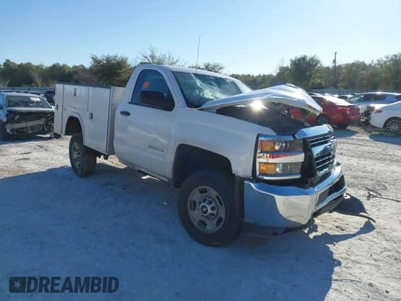 ✅ 2016 Chevrolet Silverado 2500HD Work Truck • VIN: 1GB0CUEG8GZ310184 • Лот: 41631951. Опубликован ранее на IAAI с пробегом 131 834 миль. Бесплатный доступ к архиву аукционных продаж из США и подробный отчёт об истории автомобиля на DreamBid. Изображение 1.