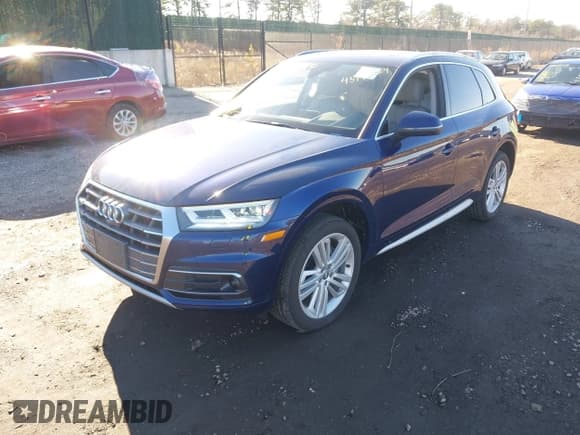 ✅ 2018 Audi Q5 Prestige • VIN: WA1CNAFY6J2112447 • Lot: 43795839. Listed on IAAI with 142,201 mi. Free auction sales archive from the USA and detailed vehicle history report at DreamBid. Image 2.