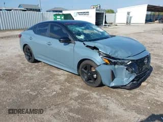 ✅ 2025 Nissan Sentra SR • VIN: 3N1AB8DV8SY218492 • Lot: 43548074. Listed on IAAI with 9,476 mi. Free auction sales archive from the USA and detailed vehicle history report at DreamBid. Image 1.