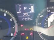 ✅ 2017 Hyundai Accent SE • VIN: KMHCT4AE7HU368276 • Lot: 43483867. Wystawiony na IAAI z przebiegiem 170 939 mil. Bezpłatny archiwum sprzedaży aukcyjnych z USA i szczegółowy raport historii pojazdu na DreamBid. Zdjęcie 15.