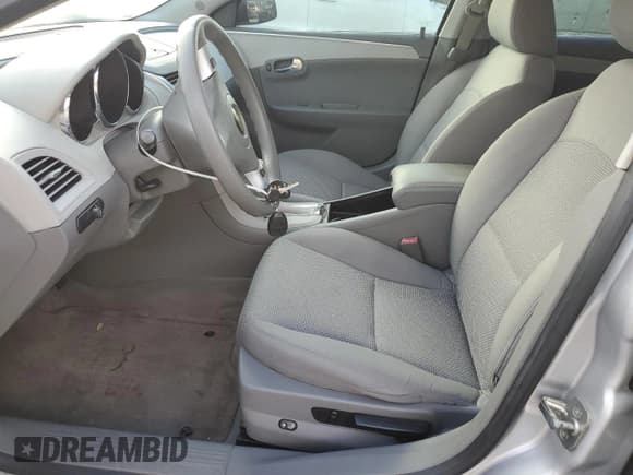 ✅ 2012 Chevrolet Malibu 1LS • VIN: 1G1ZB5E09CF108067 • Lot: 85226564. Listed on Copart with 49,203 mi. Free auction sales archive from the USA and detailed vehicle history report at DreamBid. Image 7.