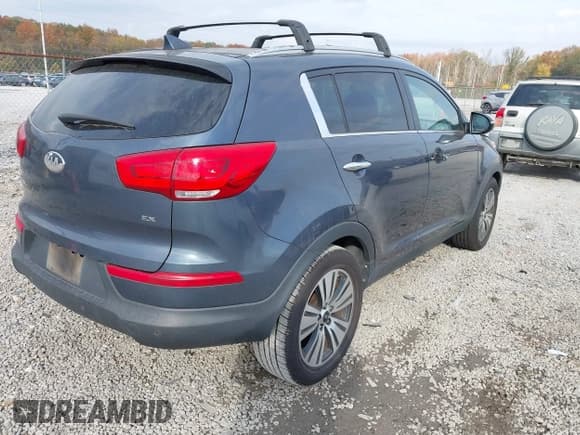 ✅ 2014 Kia Sportage EX • VIN: KNDPC3AC8E7615636 • Lot: 43655526. Wystawiony na IAAI z przebiegiem 204 499 mil. Bezpłatny archiwum sprzedaży aukcyjnych z USA i szczegółowy raport historii pojazdu na DreamBid. Zdjęcie 4.
