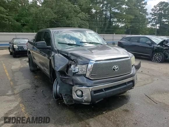 ✅ 2012 Toyota Tundra • VIN: 5TFDW5F17CX265099 • Lot: 83765045. Listed on Copart with 245,259 mi. Free auction sales archive from the USA and detailed vehicle history report at DreamBid. Image 13.