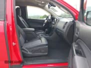 ✅ 2016 Chevrolet Colorado 4WD Z71 • VIN: 1GCHTDEAXG1100016 • Лот: 42915633. Опубликован ранее на IAAI с пробегом 51 078 миль. Бесплатный доступ к архиву аукционных продаж из США и подробный отчёт об истории автомобиля на DreamBid. Изображение 5.