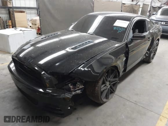 ✅ 2013 Ford Mustang GT • VIN: 1ZVBP8CF8D5262597 • Lot: 42111486. Listed on IAAI with 85,913 mi. Free auction sales archive from the USA and detailed vehicle history report at DreamBid. Image 17.