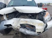 ✅ 2014 Nissan Titan Pro-4X • VIN: 1N6BA0ECXEN501915 • Lot: 42097967. Wystawiony na IAAI z przebiegiem 120 851 mil. Bezpłatny archiwum sprzedaży aukcyjnych z USA i szczegółowy raport historii pojazdu na DreamBid. Zdjęcie 6.