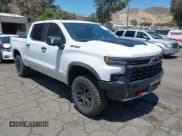 ✅ 2025 Chevrolet Silverado 1500 ZR2 • VIN: 3GCUKHEL3SG294019 • Лот: 42815128. Опубликован ранее на IAAI с пробегом 7 721 миль. Бесплатный доступ к архиву аукционных продаж из США и подробный отчёт об истории автомобиля на DreamBid. Изображение 1.