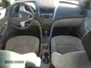 ✅ 2015 Hyundai Accent GLS • VIN: KMHCT4AE7FU793574 • Lot: 81056005. Wystawiony na Copart z przebiegiem 117 216 mil. Bezpłatny archiwum sprzedaży aukcyjnych z USA i szczegółowy raport historii pojazdu na DreamBid. Zdjęcie 8.