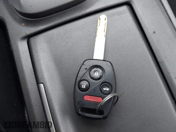 ✅ 2011 Honda Accord EX • VIN: 1HGCP3F73BA018666 • Лот: 43758998. Опубликован ранее на IAAI с пробегом 195 127 миль. Бесплатный доступ к архиву аукционных продаж из США и подробный отчёт об истории автомобиля на DreamBid. Изображение 11.