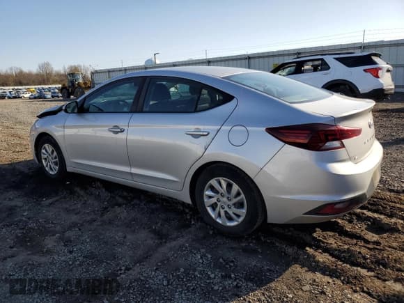 ✅ 2019 Hyundai Elantra SE • VIN: KMHD74LF4KU796876 • Lot: 52402845. Listed on Copart with 160,026 mi. Free auction sales archive from the USA and detailed vehicle history report at DreamBid. Image 2.