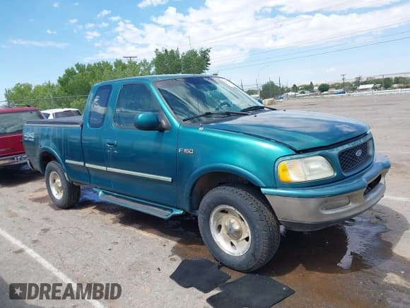 ✅ 1997 Ford F-150 • VIN: 2FTDX18WXVCA53204 • Lot: 42651748. Wystawiony na IAAI z przebiegiem 270 220 mil. Bezpłatny archiwum sprzedaży aukcyjnych z USA i szczegółowy raport historii pojazdu na DreamBid. Zdjęcie 1.