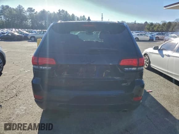 ✅ 2018 Jeep Grand Cherokee Laredo E • VIN: 1C4RJFAG8JC120812 • Лот: 96623795. Опубликован ранее на Copart с пробегом 126 430 миль. Бесплатный доступ к архиву аукционных продаж из США и подробный отчёт об истории автомобиля на DreamBid. Изображение 6.