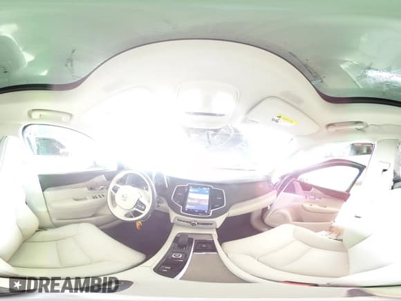 ✅ 2024 Volvo XC90 Plus Bright Theme • VIN: YV4H60CE9R1223912 • Lot: 85753125. Wystawiony na Copart z przebiegiem 22 557 mil. Bezpłatny archiwum sprzedaży aukcyjnych z USA i szczegółowy raport historii pojazdu na DreamBid. Zdjęcie 16.