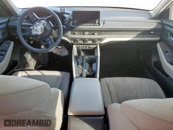 ✅ 2024 Honda Accord EX • VIN: 1HGCY1F38RA092321 • Лот: 92639355. Опубликован ранее на Copart с пробегом 17 884 миль. Бесплатный доступ к архиву аукционных продаж из США и подробный отчёт об истории автомобиля на DreamBid. Изображение 8.