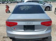 ✅ 2015 Audi S4 Premium Plus • VIN: WAUBGAFL4FA109850 • Лот: 42443702. Опубликован ранее на IAAI с пробегом 111 206 миль. Бесплатный доступ к архиву аукционных продаж из США и подробный отчёт об истории автомобиля на DreamBid. Изображение 16.