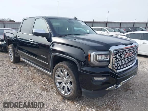 ✅ 2018 GMC Sierra 1500 Denali • VIN: 3GTU2PEJ3JG599057 • Lot: 43715356. Wystawiony na IAAI z przebiegiem 117 407 mil. Bezpłatny archiwum sprzedaży aukcyjnych z USA i szczegółowy raport historii pojazdu na DreamBid. Zdjęcie 1.