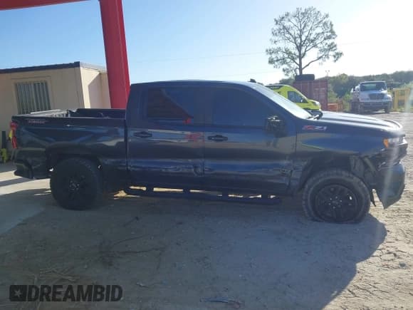 ✅ 2022 Chevrolet Silverado 1500 LT Trail Boss • VIN: 1GCPYFED9NZ181057 • Lot: 43574184. Wystawiony na IAAI z przebiegiem 25 856 mil. Bezpłatny archiwum sprzedaży aukcyjnych z USA i szczegółowy raport historii pojazdu na DreamBid. Zdjęcie 14.