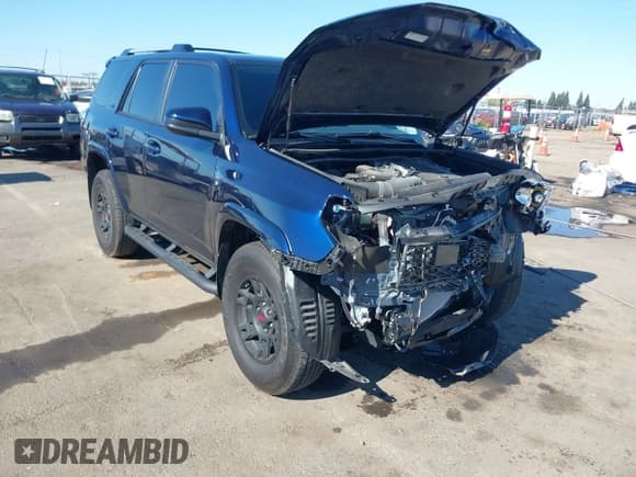✅ 2023 Toyota 4Runner SR5 • VIN: JTEEU5JR5P5304518 • Lot: 43508161. Listed on IAAI with 10,561 mi. Free auction sales archive from the USA and detailed vehicle history report at DreamBid. Image 1.
