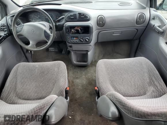 ✅ 2000 Dodge Caravan SE • VIN: 2B4GP44GXYR589372 • Лот: 82296735. Опубликован ранее на Copart с пробегом 276 759 миль. Бесплатный доступ к архиву аукционных продаж из США и подробный отчёт об истории автомобиля на DreamBid. Изображение 8.