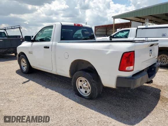 2017 Ram 1500 Tradesman z VIN 3C6JR6AG1HG586666, wystawiony jako Copart lot #65384775 z przebiegiem 31 629 mil mil oraz Czysty tytuł • Clean title. Historia ofert i sprzedaży dostępna na DreamBid. Obrazek 2.