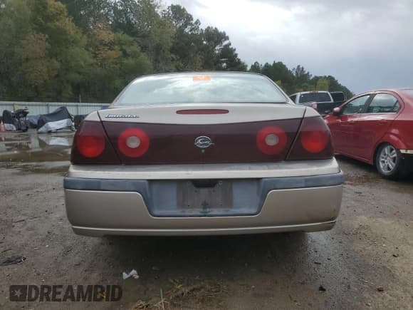✅ 2001 Chevrolet Impala • VIN: 2G1WF55K919219572 • Lot: 81324224. Listed on Copart with 129,445 mi. Free auction sales archive from the USA and detailed vehicle history report at DreamBid. Image 6.