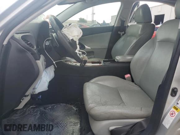 ✅ 2006 Lexus IS 350 • VIN: JTHBE262662006606 • Lot: 59587355. Wystawiony na Copart z przebiegiem 220 041 mil. Bezpłatny archiwum sprzedaży aukcyjnych z USA i szczegółowy raport historii pojazdu na DreamBid. Zdjęcie 7.