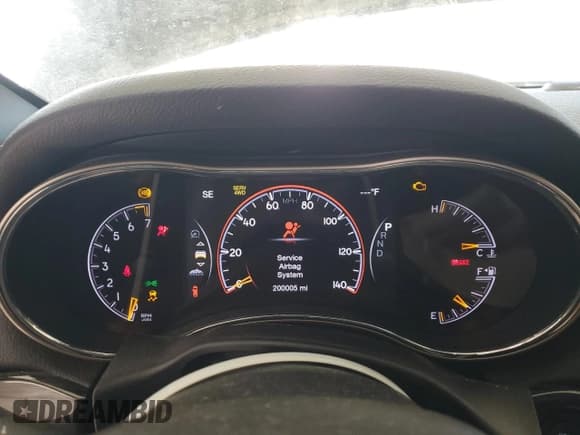 ✅ 2016 Jeep Grand Cherokee Limited • VIN: 1C4RJFBG0GC382007 • Лот: 89861415. Опубликован ранее на Copart с пробегом 200 005 миль. Бесплатный доступ к архиву аукционных продаж из США и подробный отчёт об истории автомобиля на DreamBid. Изображение 9.